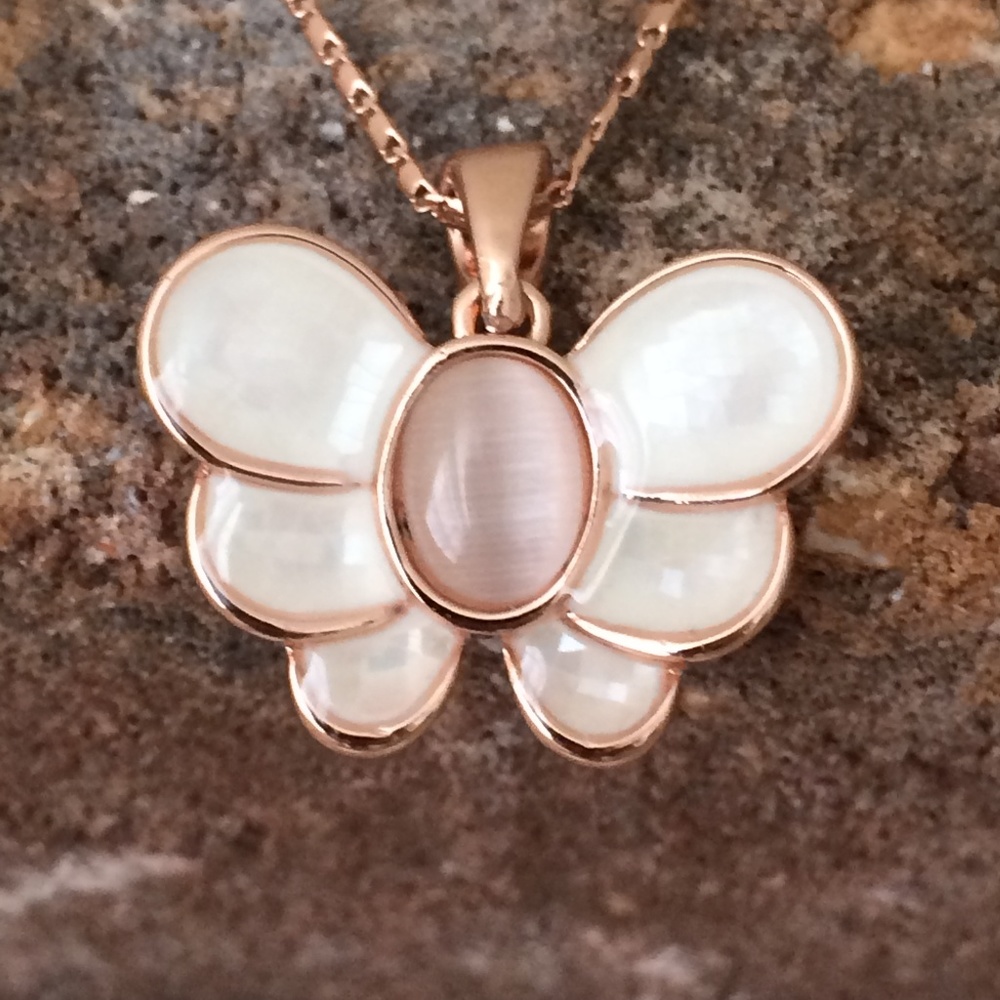 Butterfly Pendant - Picture 2 of 4